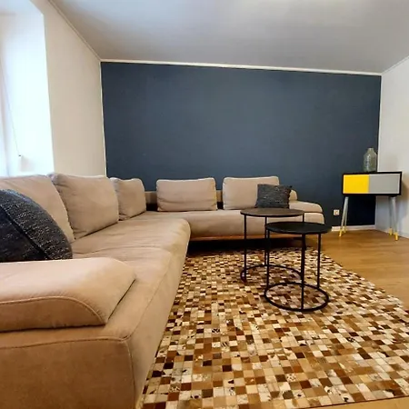 Zuma, 5 Min Walk To The Center *