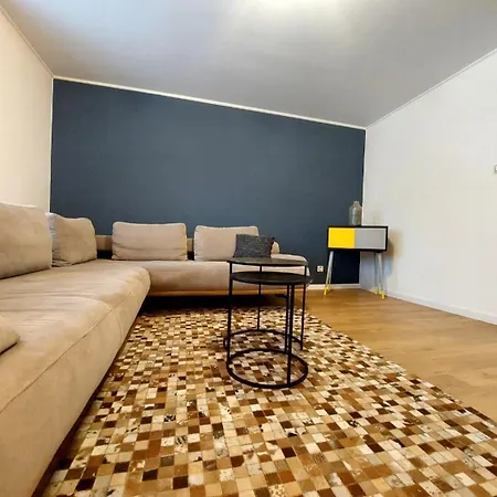 Zuma, 5 Min Walk To The Center Appartement *